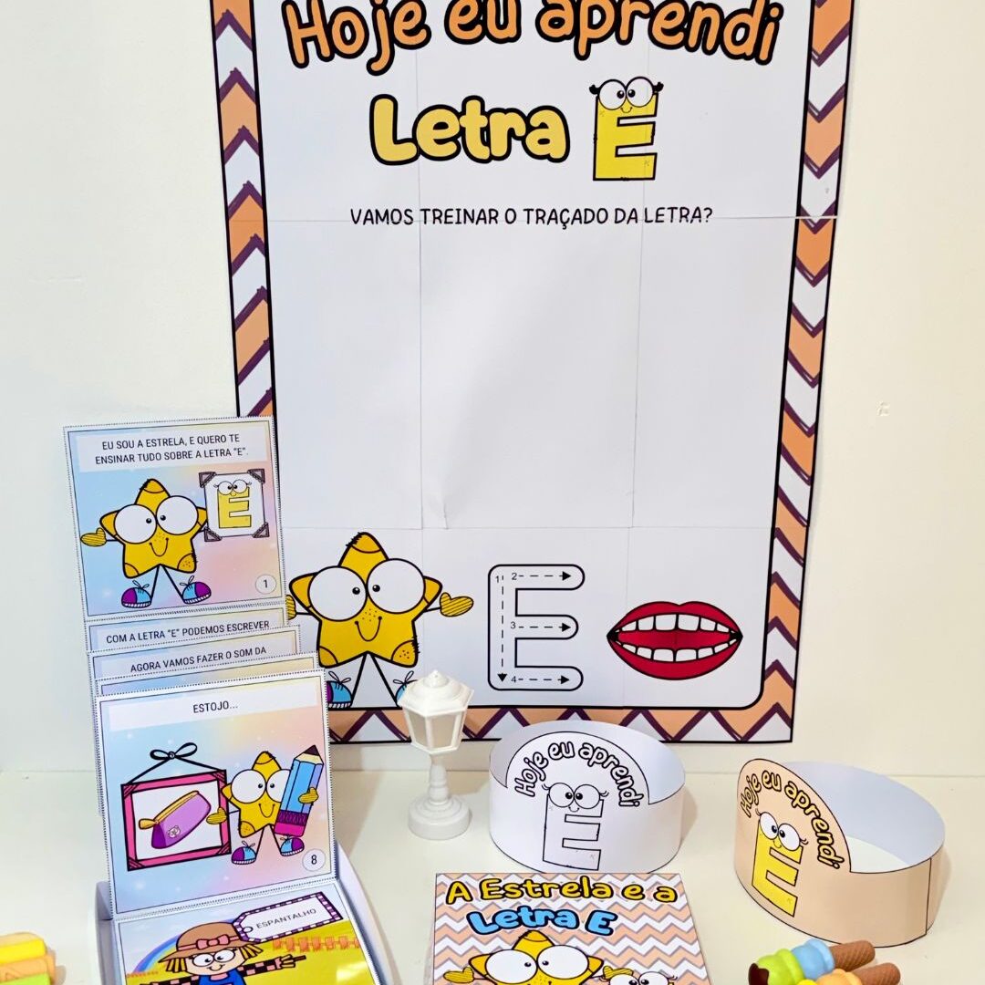 História na Caixa e Cartaz Letra "E"