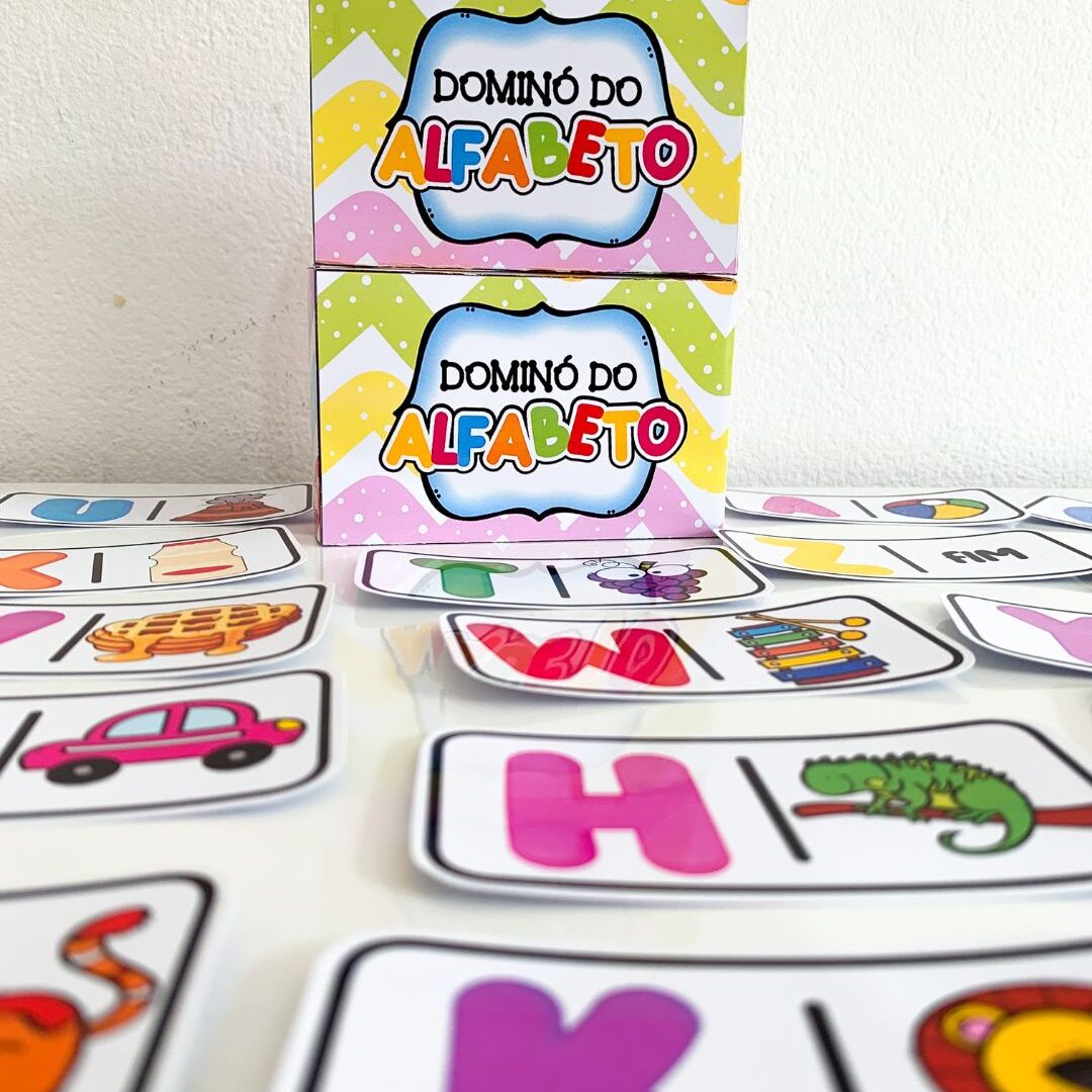 Dominó do Alfabeto